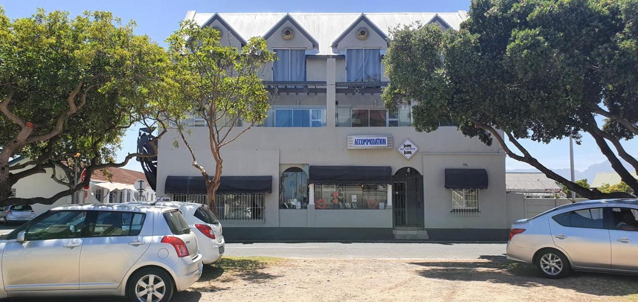Bedrock Guest Studios Strand Ngoại thất bức ảnh