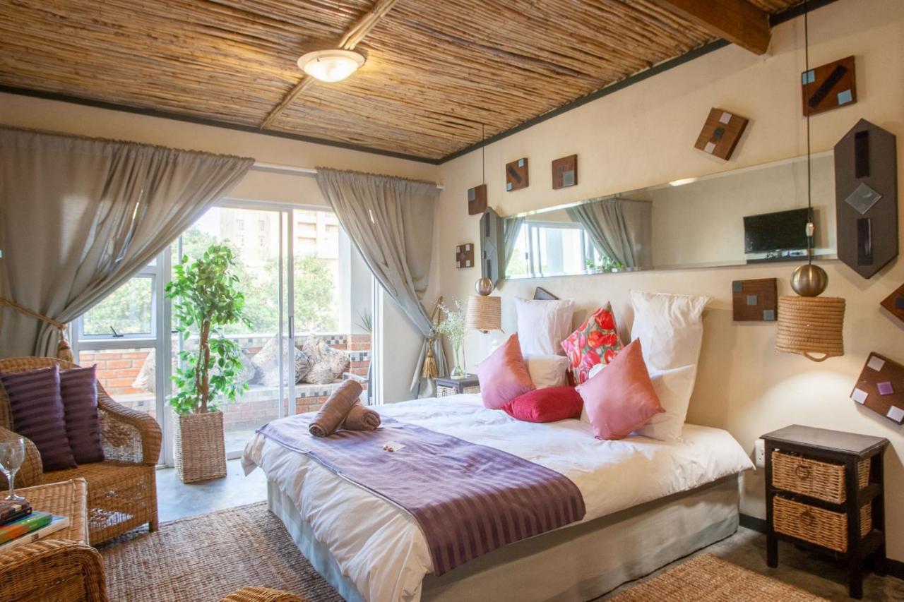 Bedrock Guest Studios Strand Ngoại thất bức ảnh