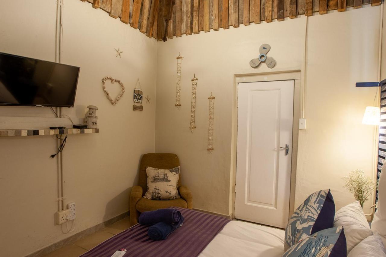 Bedrock Guest Studios Strand Ngoại thất bức ảnh